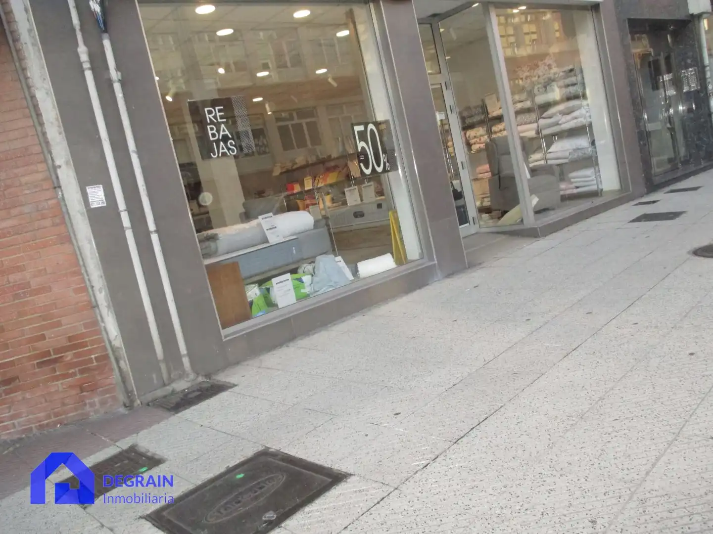 Local en venda en Oviedo 