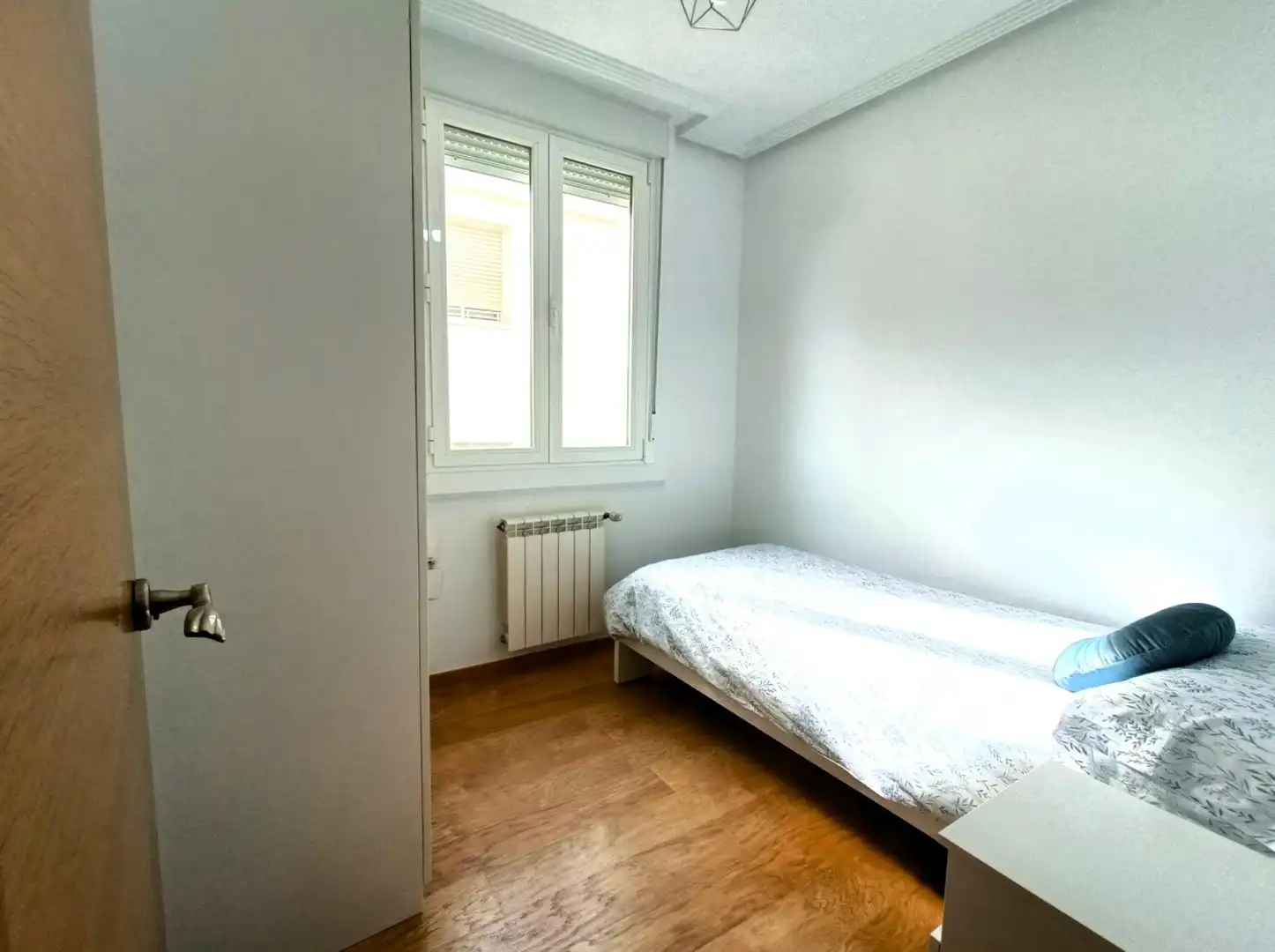 Schlafzimmer von Wohnung zum Verkauf in Santander mit Heizung und Möbliert