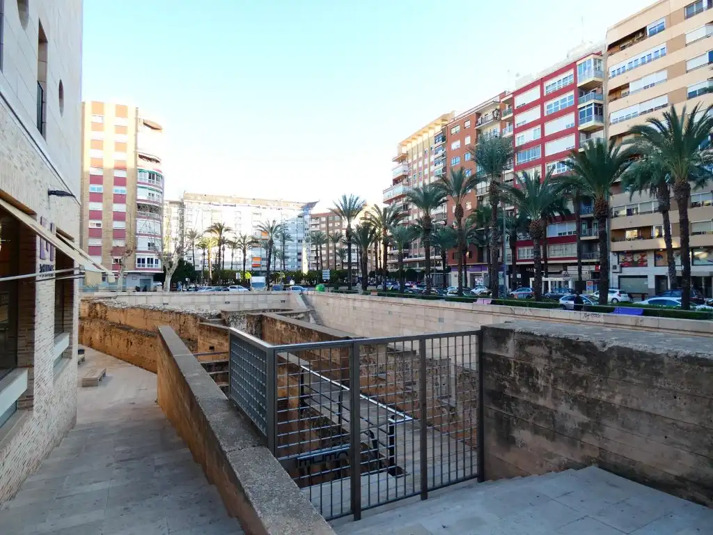 Residential land for sale in Casc Urbà