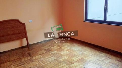 Foto 2 de Piso en venta en Tenderina, Fozaneldi - Tenderina, Asturias