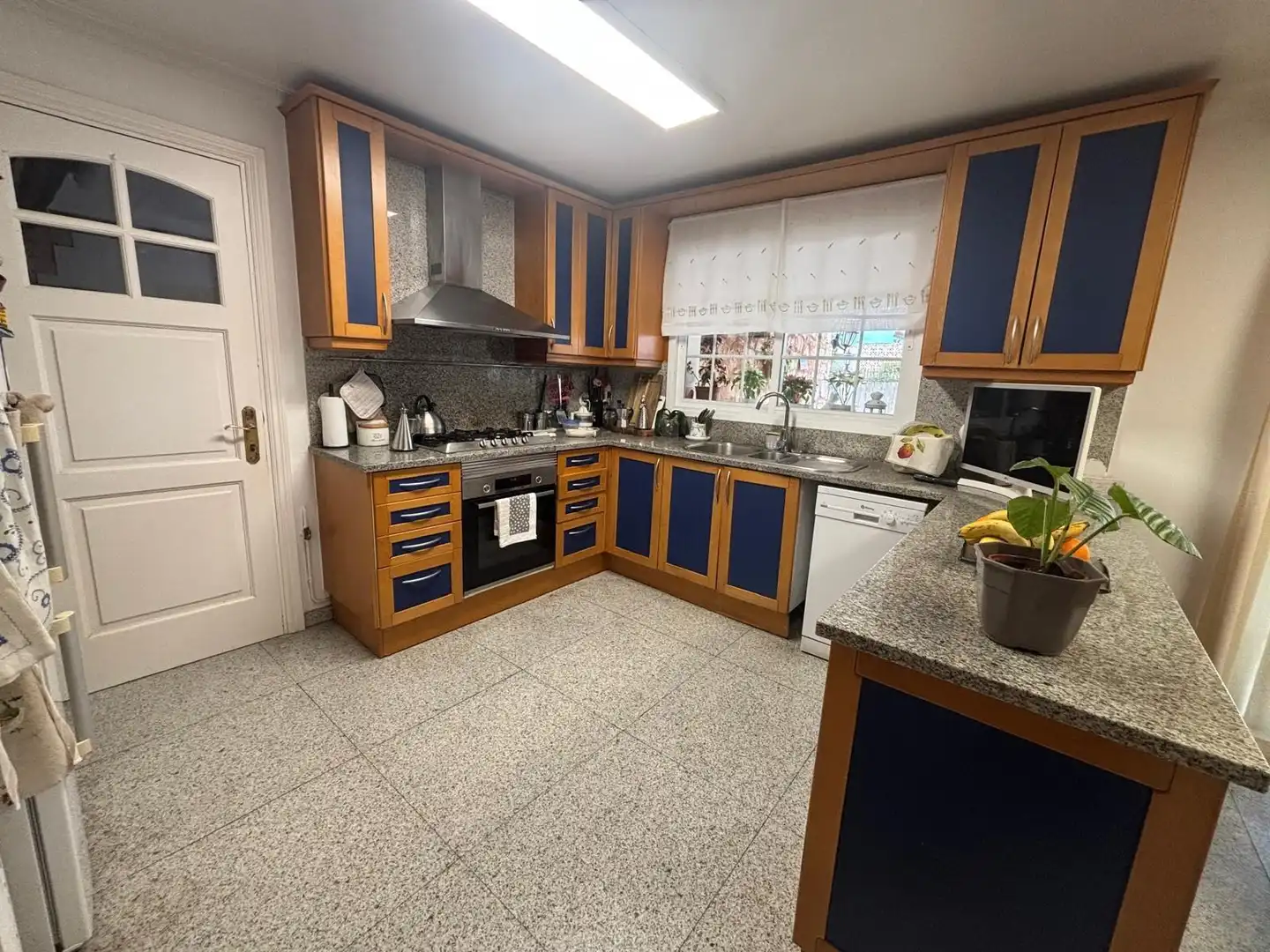 Cuina de Casa o xalet en venda en Marratxí amb Aire condicionat, Calefacció i Jardí privat