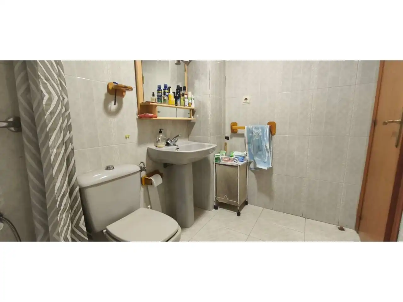 Baño de Piso en venta en Alicante / Alacant con Calefacción y Balcón