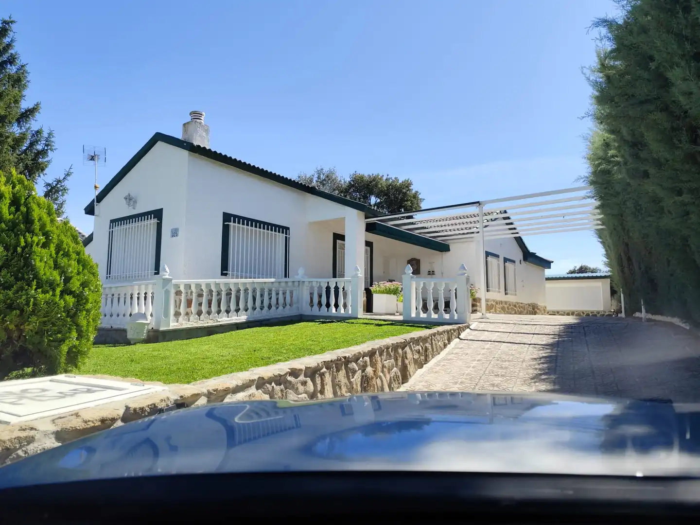 Vista exterior de Casa o chalet en venta en Maello con Calefacción y Amueblado