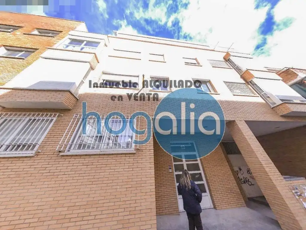 Vista exterior de Planta baixa en venda en Usera