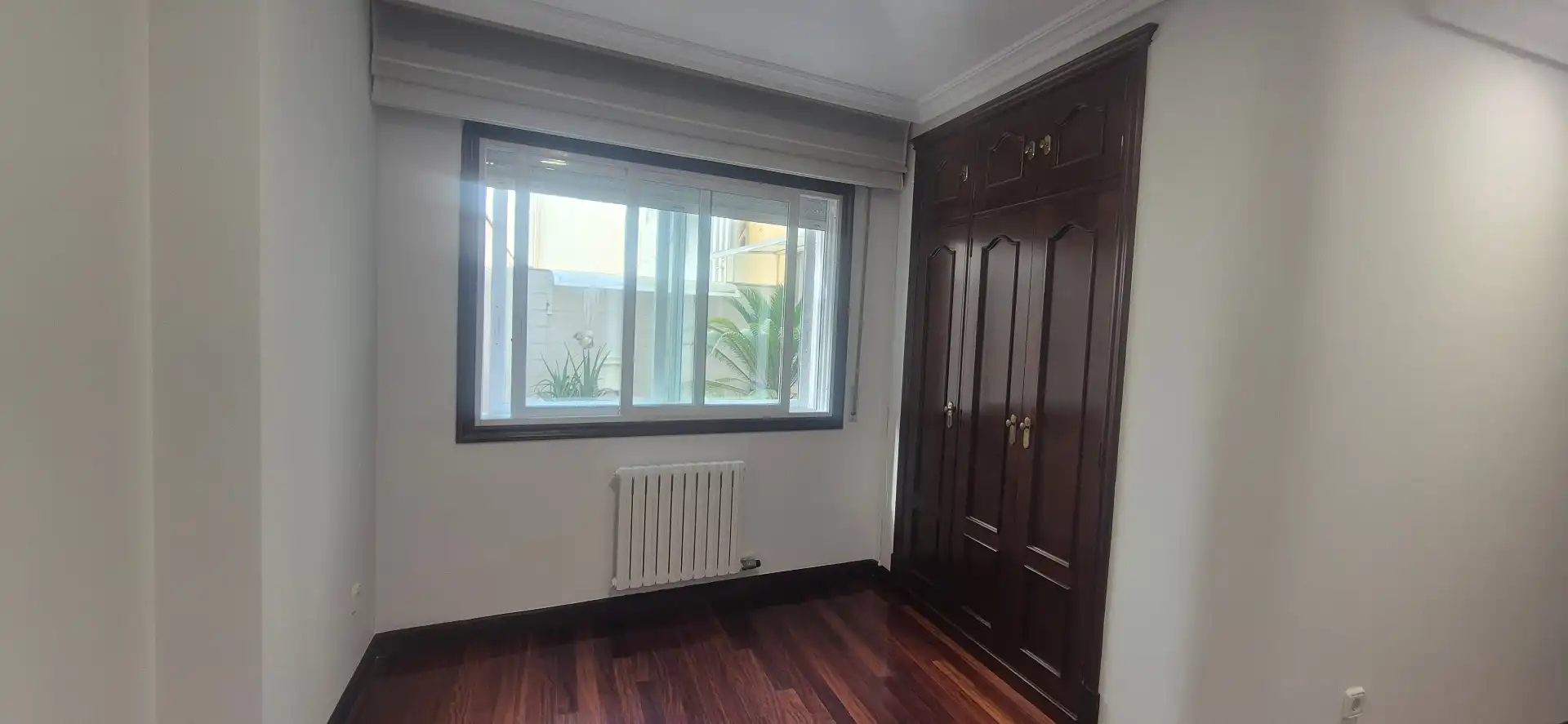 Bedroom of Flat for rent in Vigo   with Heating, Parquet flooring and Storage room