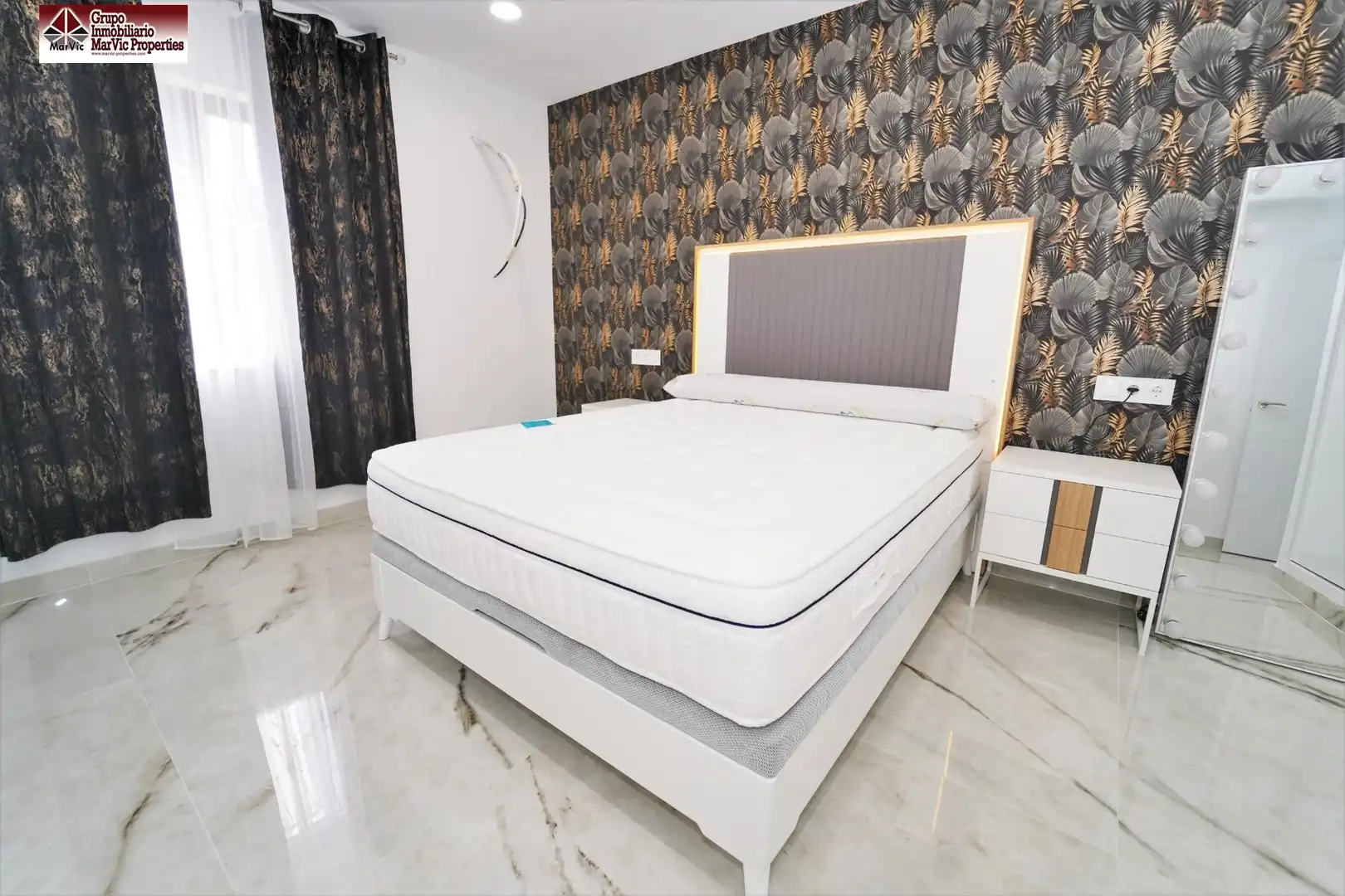 Chalet con piscina en venta en Coloma, imagen 6