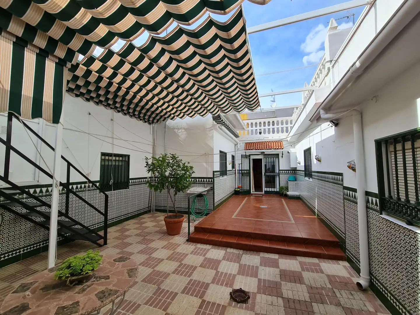 Terrace of Houses for sale in Camas  with Air Conditioner, Terrace and Storage room