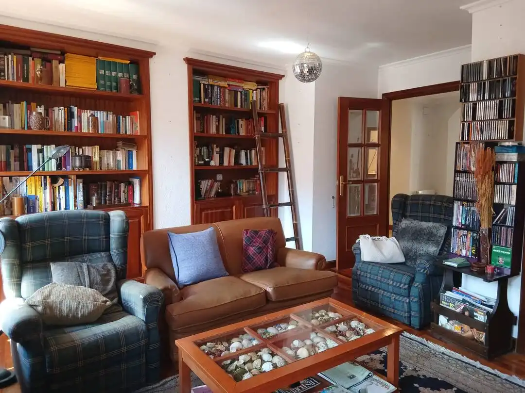 Sala de estar de Dúplex en venta en Ezcaray con Calefacción, Piscina y Balcón