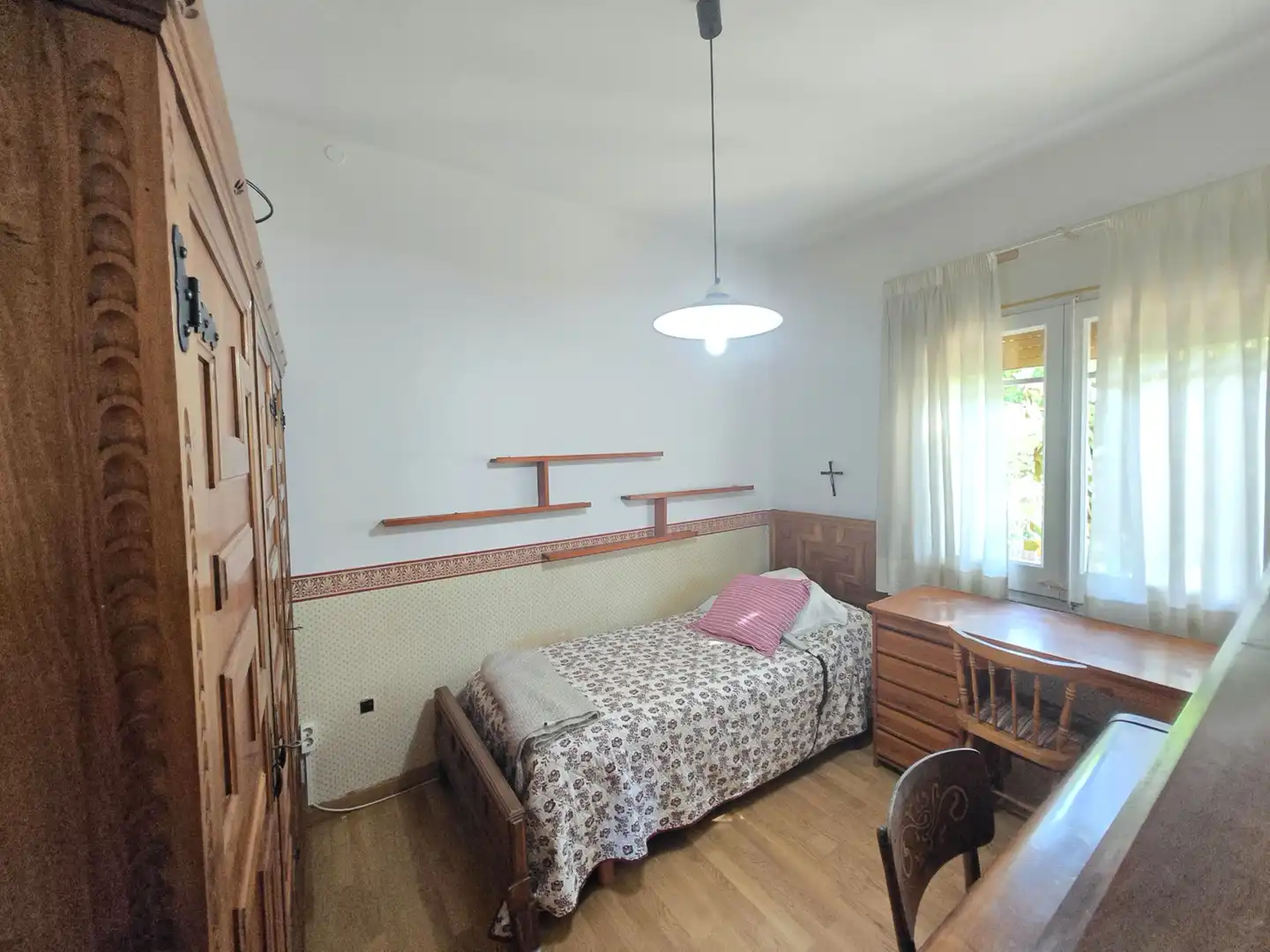 Dormitori de Casa o xalet en venda en Sant Just Desvern amb Aire condicionat, Calefacció i Jardí privat