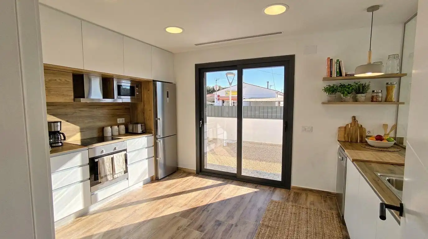 Cuina de Casa o xalet en venda en El Vendrell amb Aire condicionat, Calefacció i Terrassa