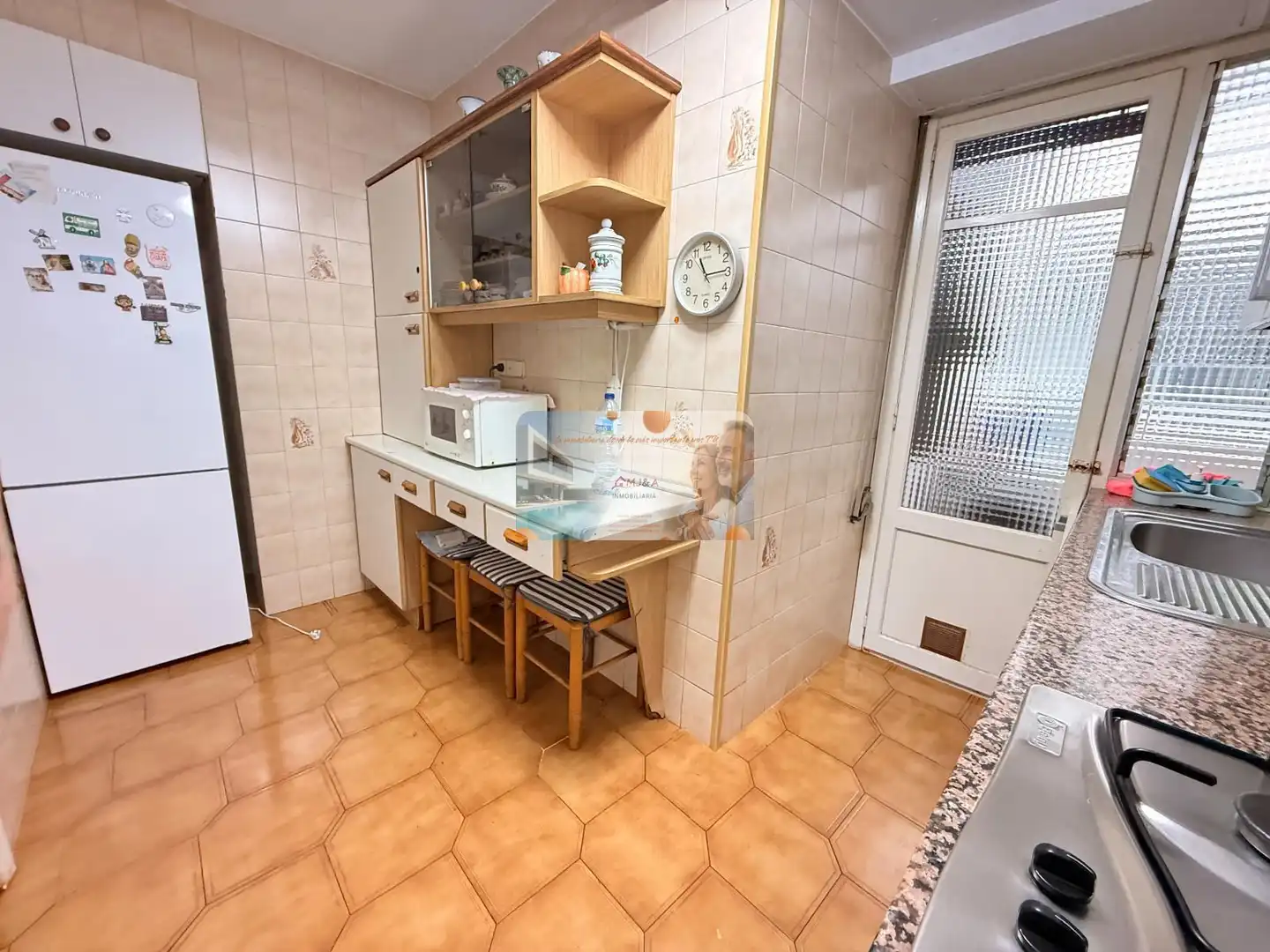 Cocina de Piso en venta en Castellón de la Plana / Castelló de la Plana con Amueblado, Horno y Lavadora