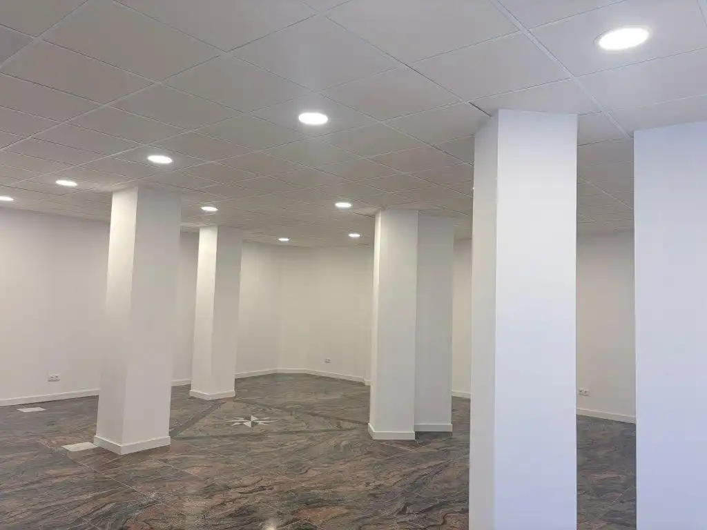 Local comercial en venda a Plaza Hermanos Salom, imagen 19