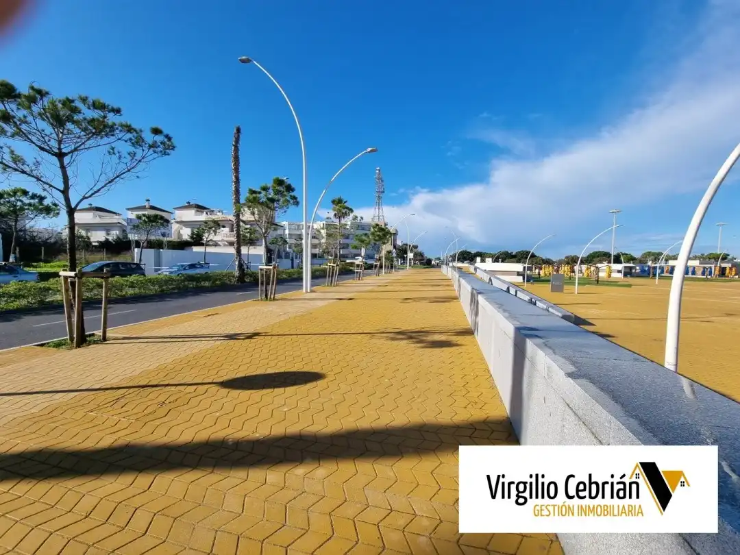 Vista exterior de Piso en venta en Chipiona con Jardín privado