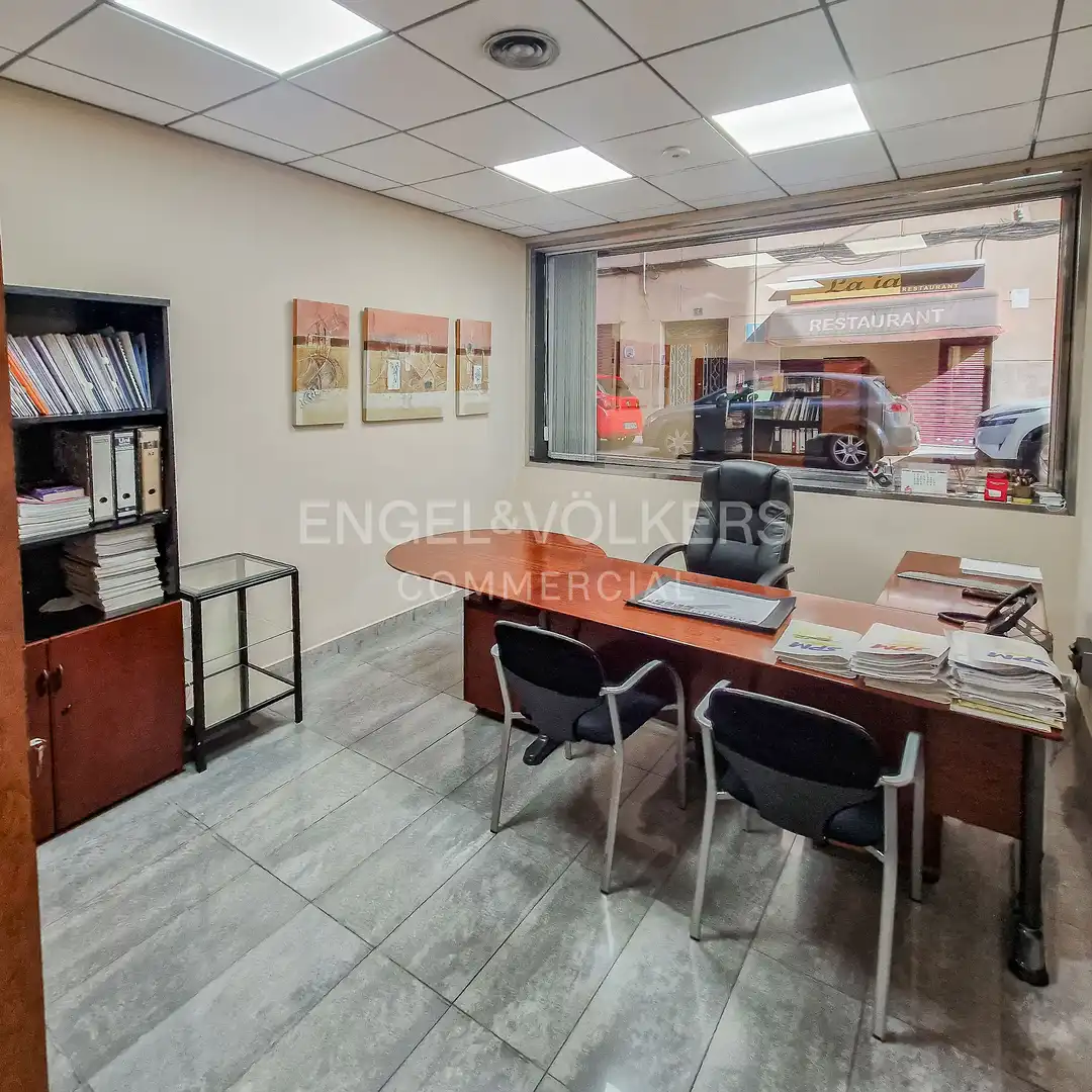 Local comercial en alquiler en Centre - Estació, imagen 7