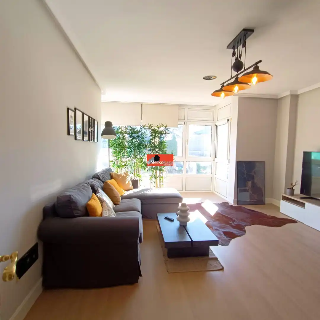 Sala de estar de Dúplex de alquiler en Lugo con Calefacción, Terraza y Trastero