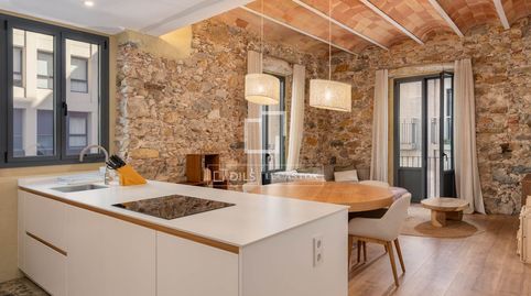 Piso en excelentes condiciones de 3 dormitorios en venta en Barri Vell, Girona