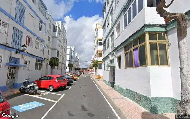 Vista exterior de Piso en venta en Telde