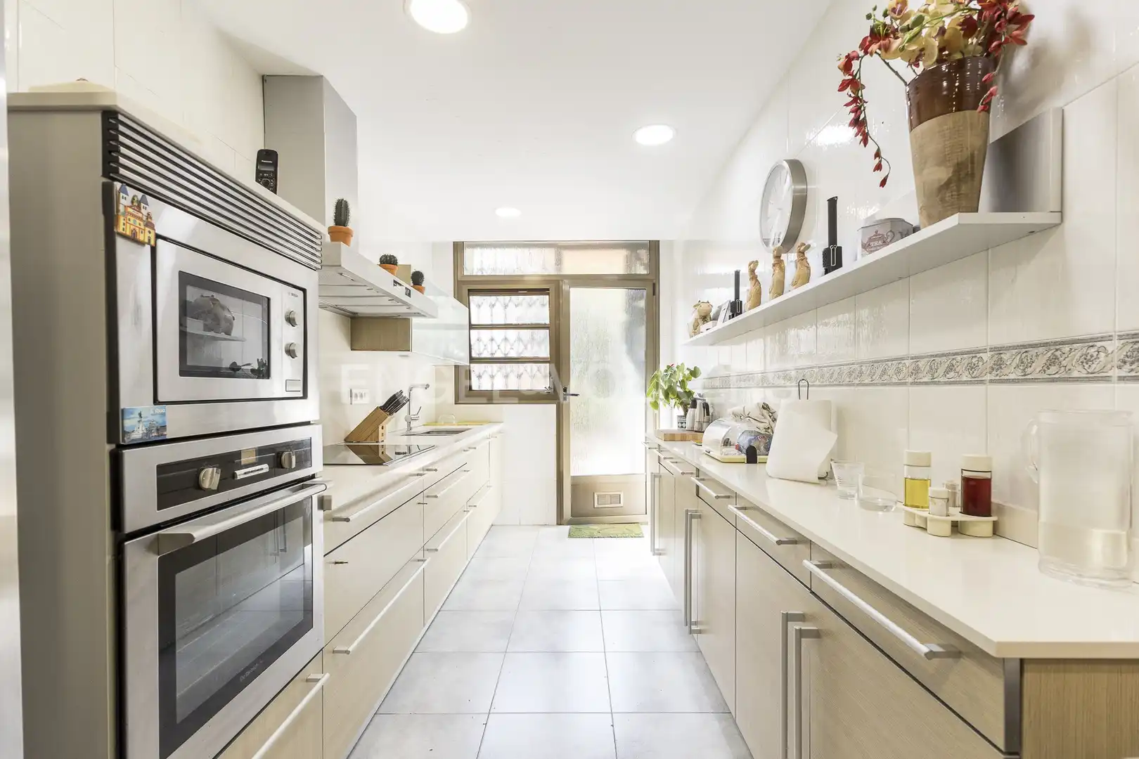 Cocina de Casa o chalet en venta en Barcelona con Calefacción, Jardín privado y Terraza