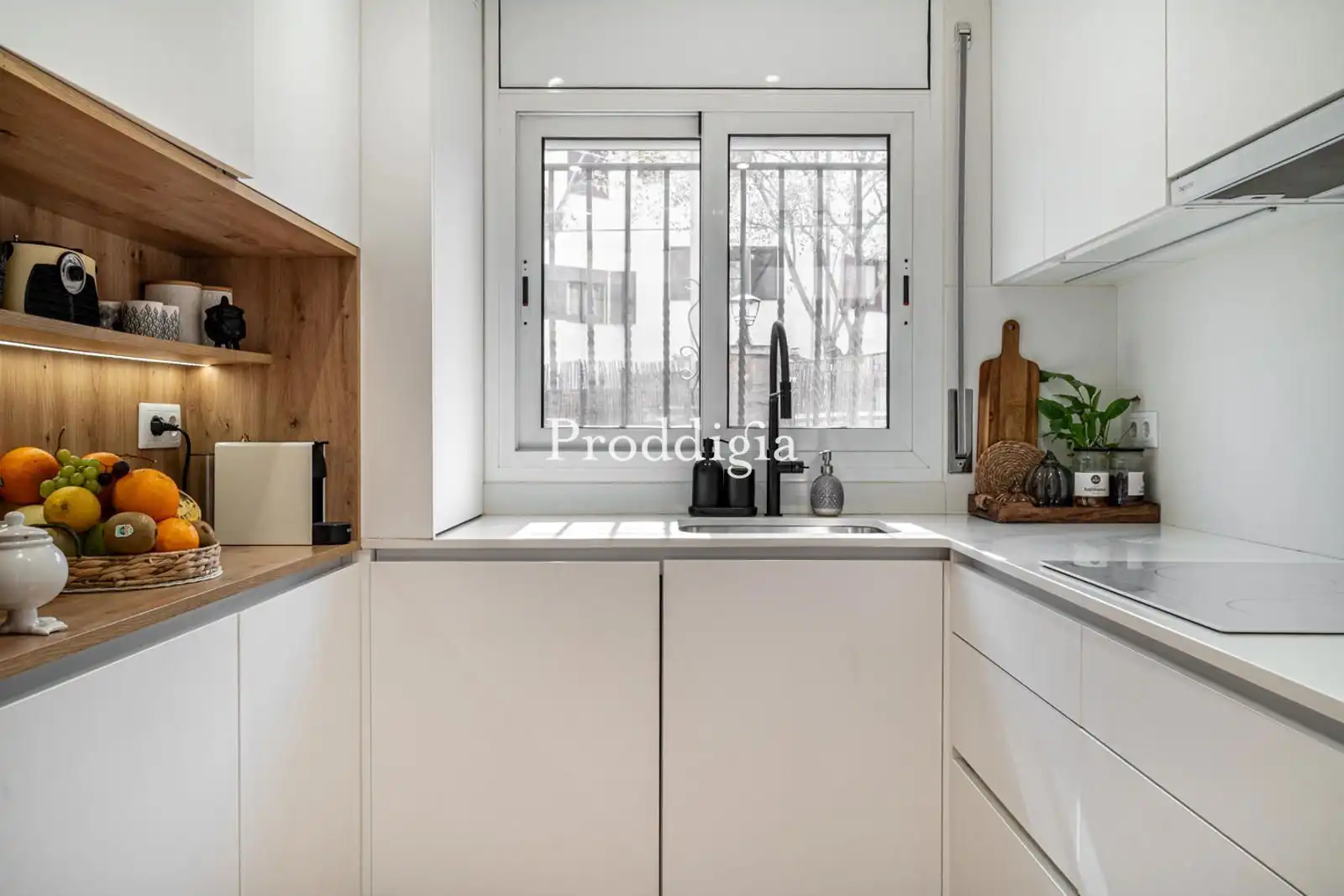 Kitchen of Houses for sale in Cerdanyola del Vallès  with Air Conditioner, Heating and Terrace