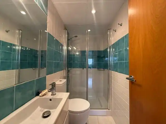 Baño de Piso de alquiler en Murcia con Aire acondicionado, Calefacción y Jardín privado