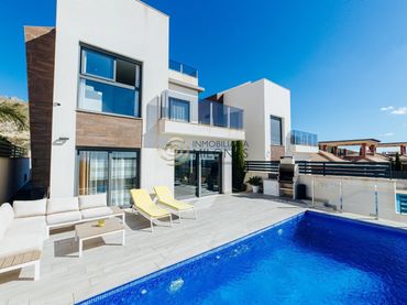 Villa avec balcon à vendre à Balcón de Finestrat - Terra Marina