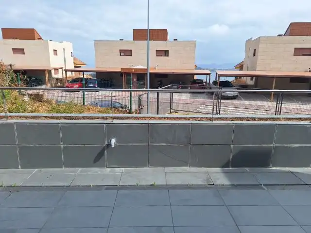 Vista exterior de Pis en venda en Baiona amb Terrassa