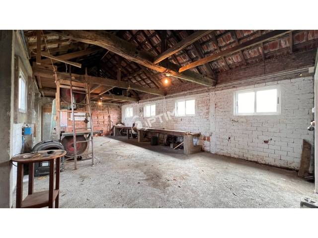 Nave industrial en Alquiler en A Estrada