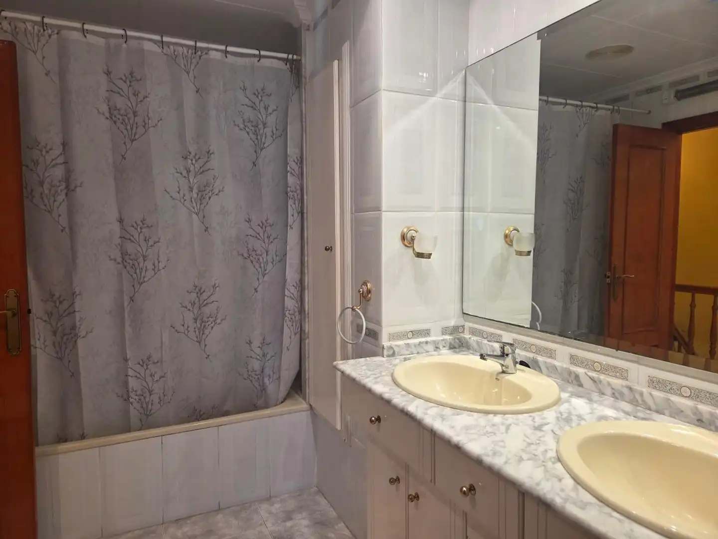 Bathroom of Houses for rent in Sueca  with Air Conditioner, Terrace and Furnished