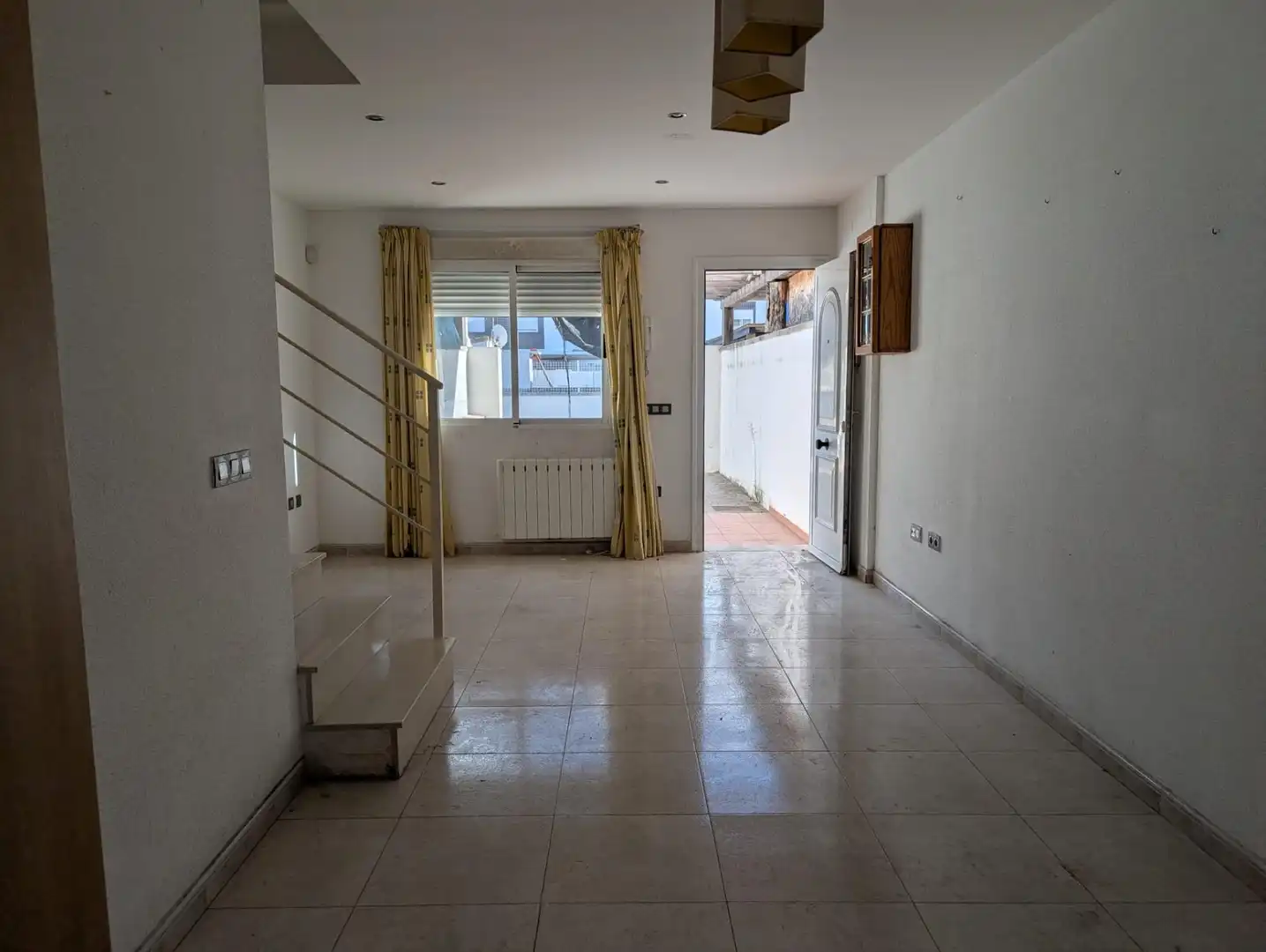Casa adosada en venta en L'OM BLANC (DE), Playa - Ben Afeli