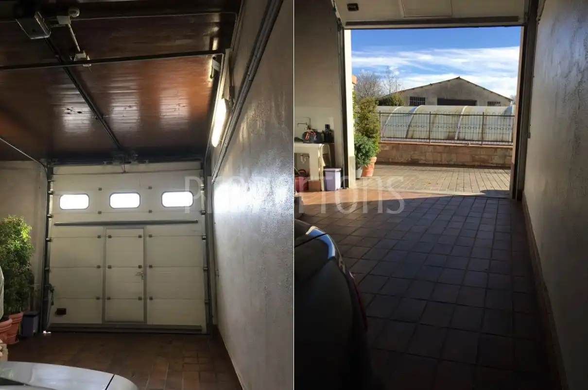 Aparcament de Casa adosada en venda en Vitoria - Gasteiz