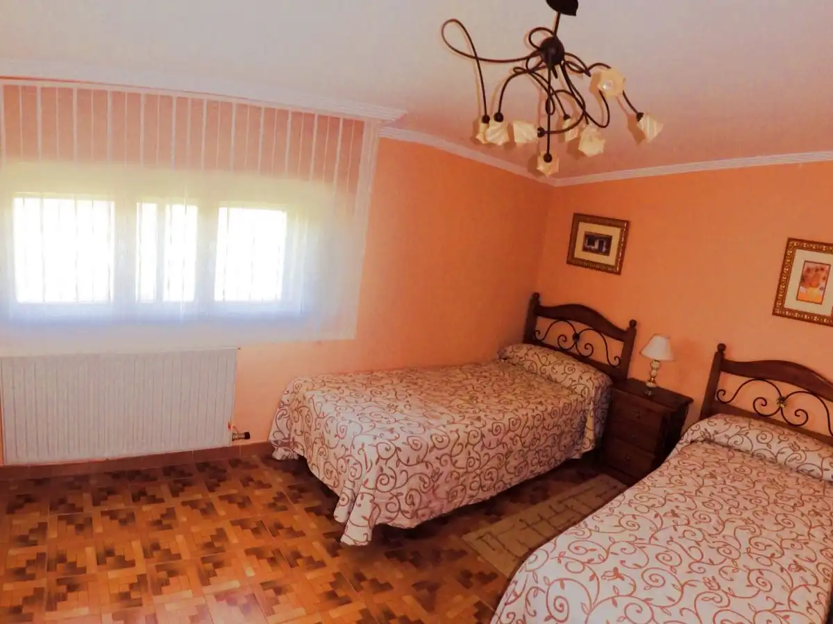 Habitación de Casa o chalet en venta en Berantevilla con Calefacción, Terraza y Amueblado