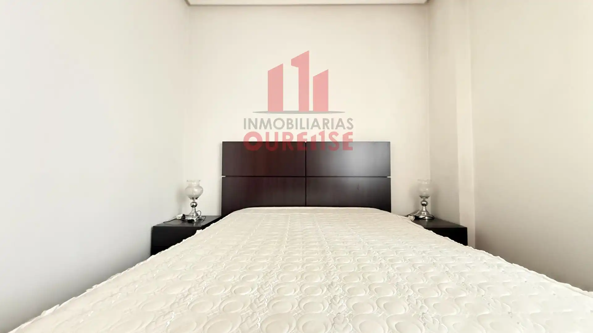 Bedroom of Flat for rent in Ourense Capital   with Furnished