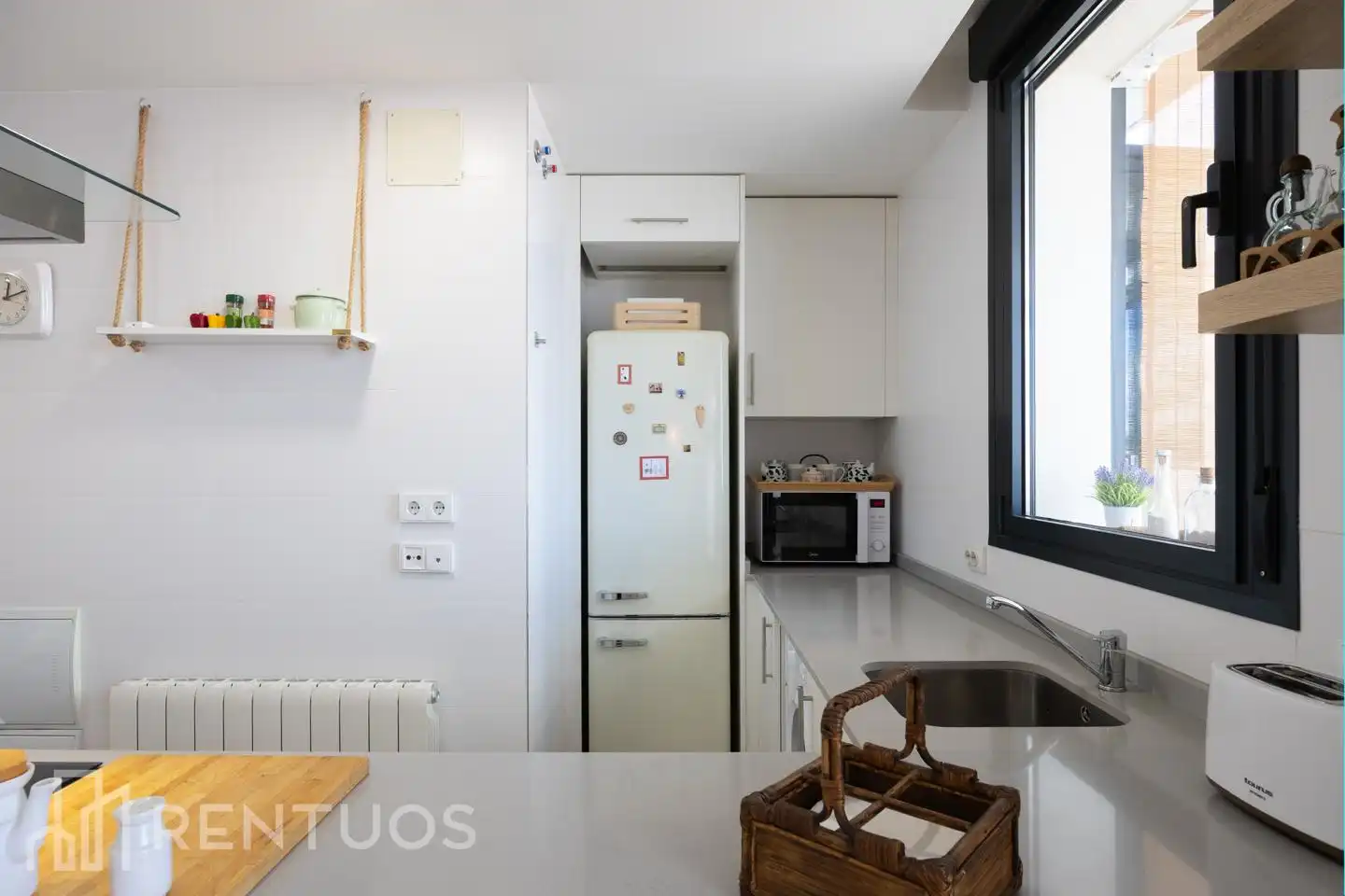 Küche von Dachboden zur Miete in Madrid mit Klimaanlage, Heizung und Terrasse