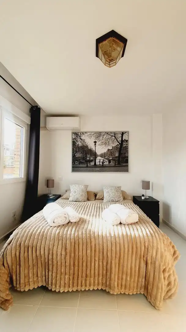 Bedroom of Flat for rent in Madrid  with Air Conditioner, Furnished and Washing machine
