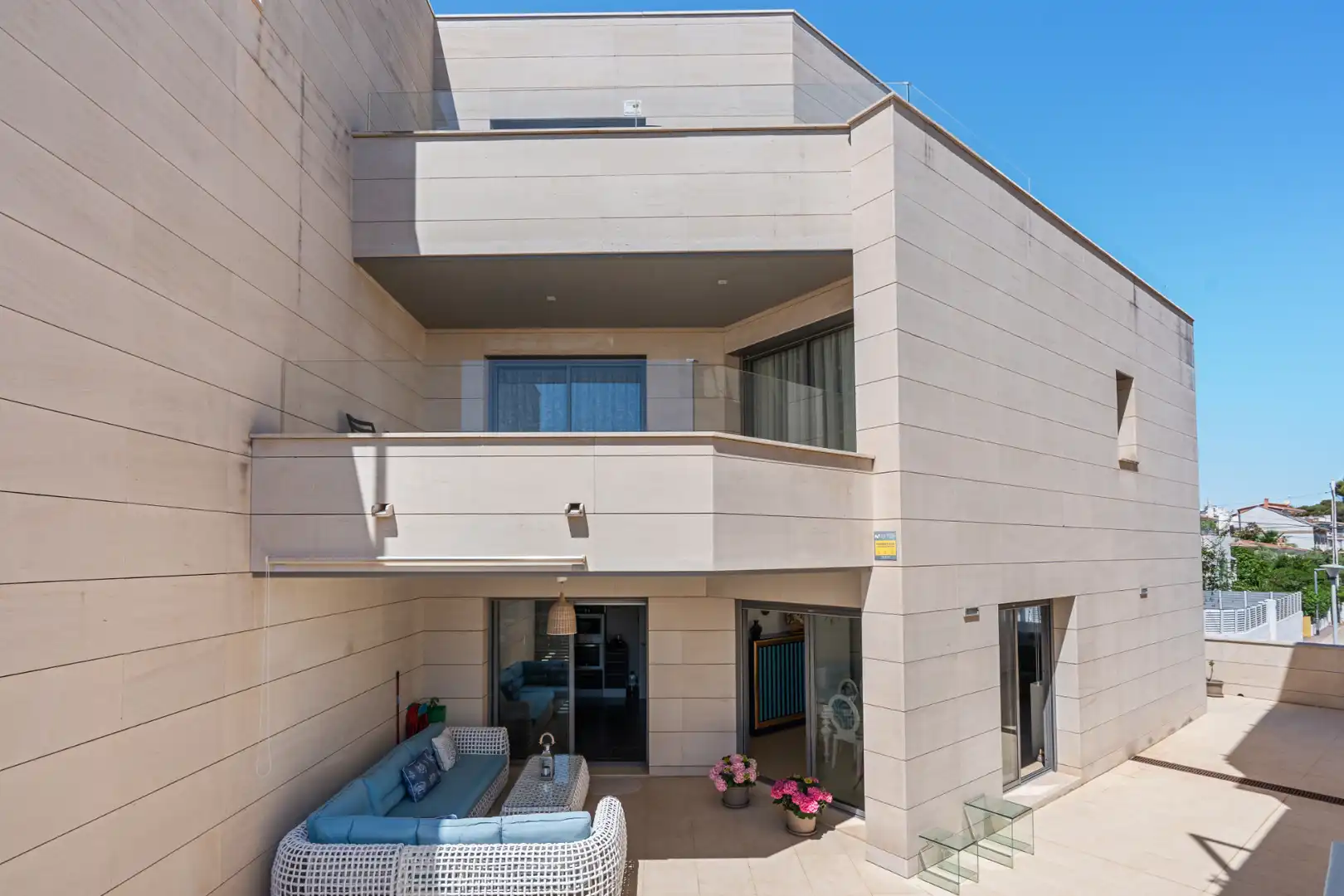 Vista exterior de Casa adosada en venta en Torredembarra con Aire acondicionado, Calefacción y Parquet