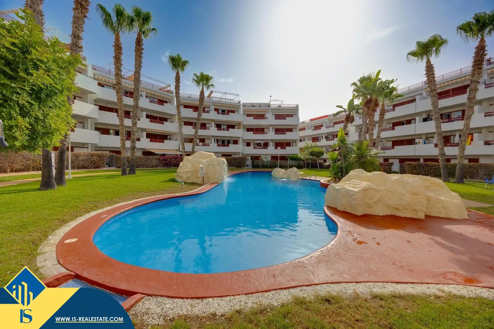 Pis amb piscina en venda a Orihuela Costa