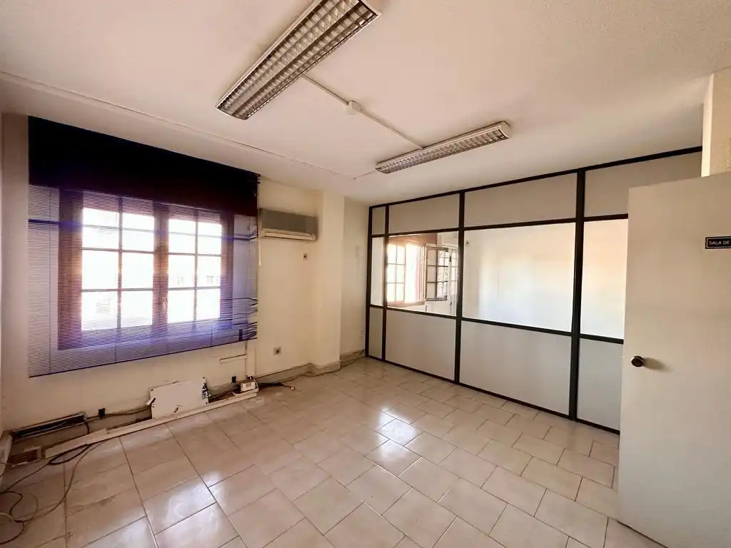 Office for rent in Roquetas de Mar