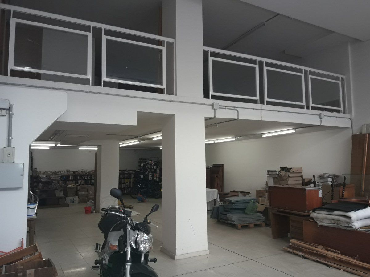 Local de alquiler en Calaverón - Pajaritos