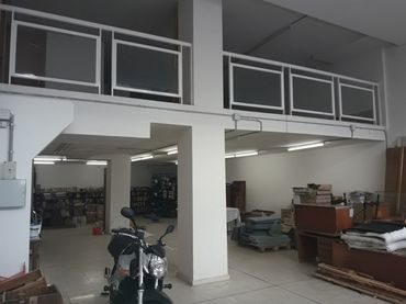 Local commercial à louer à Calaverón - Pajaritos