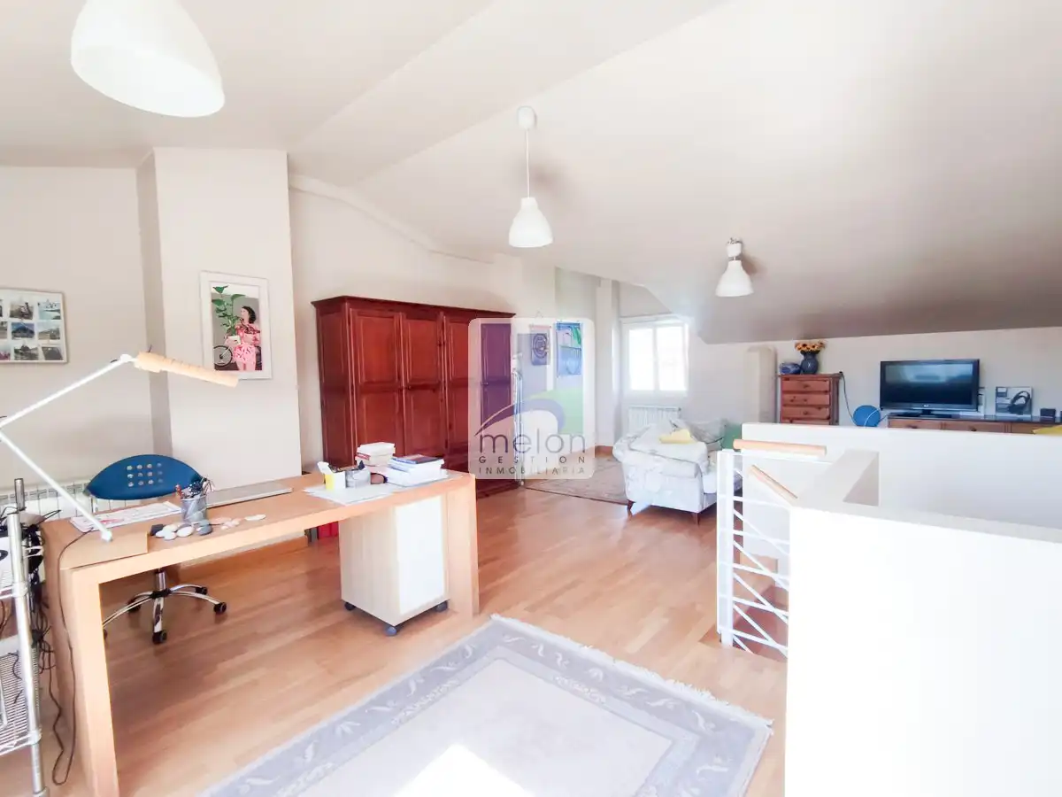 Sala d'estar de Casa o xalet en venda en Burgos