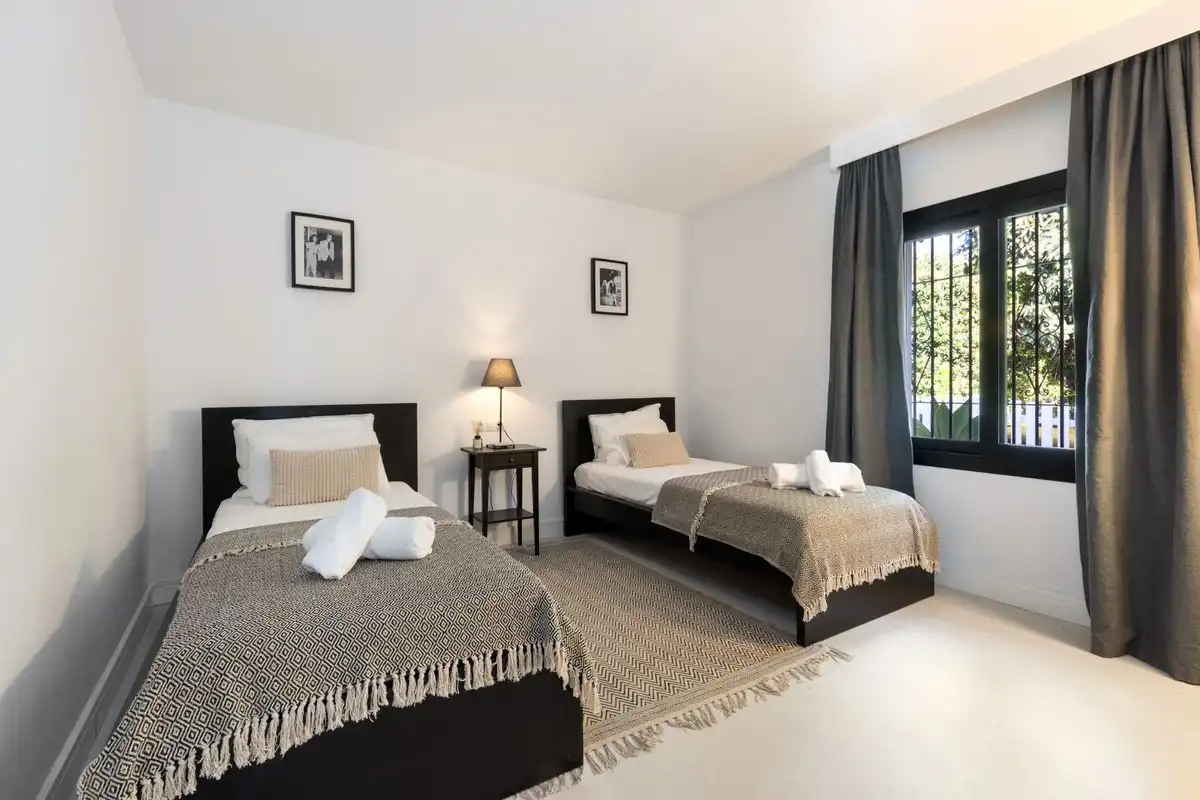 Habitación de Casa o chalet en venta en Marbella con Piscina