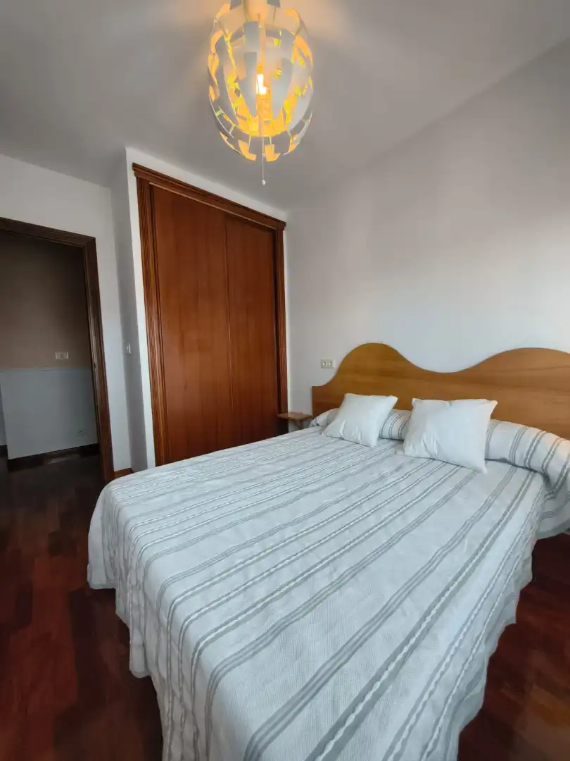 Piso de alquiler en Teis