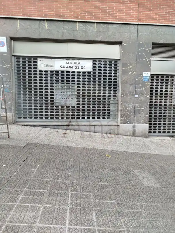 Parking de Local de alquiler en Bilbao  con Aire acondicionado