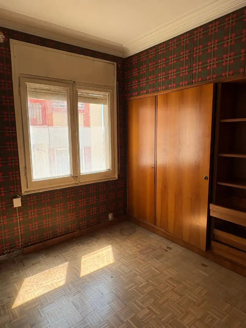 Habitación de Piso en venta en Barcelona con Trastero