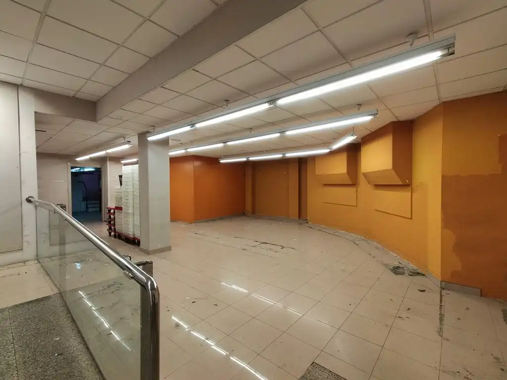 Geschaftsraum zur Miete in Barcelona