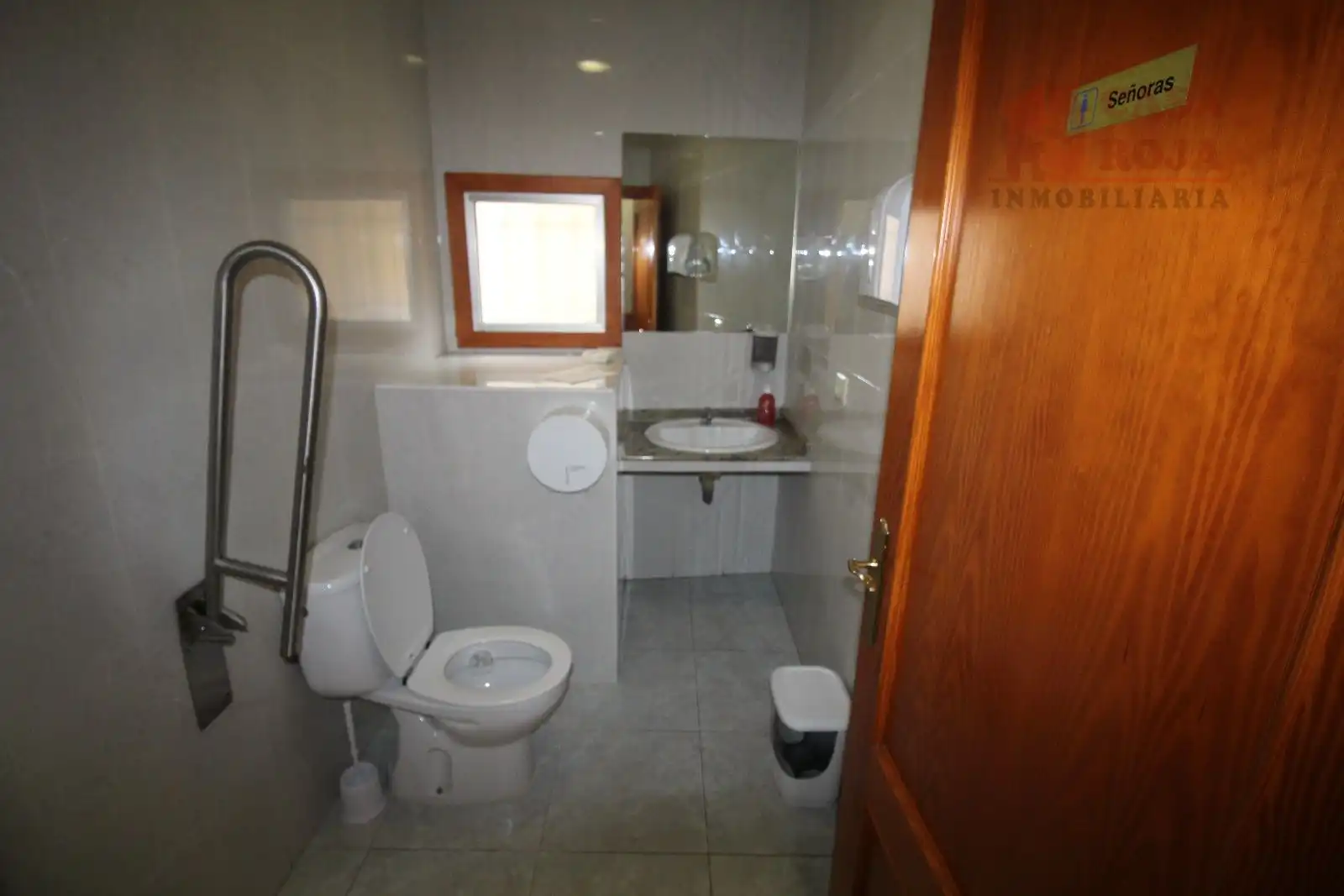 Business premises for sale in Coiro, imagen 20