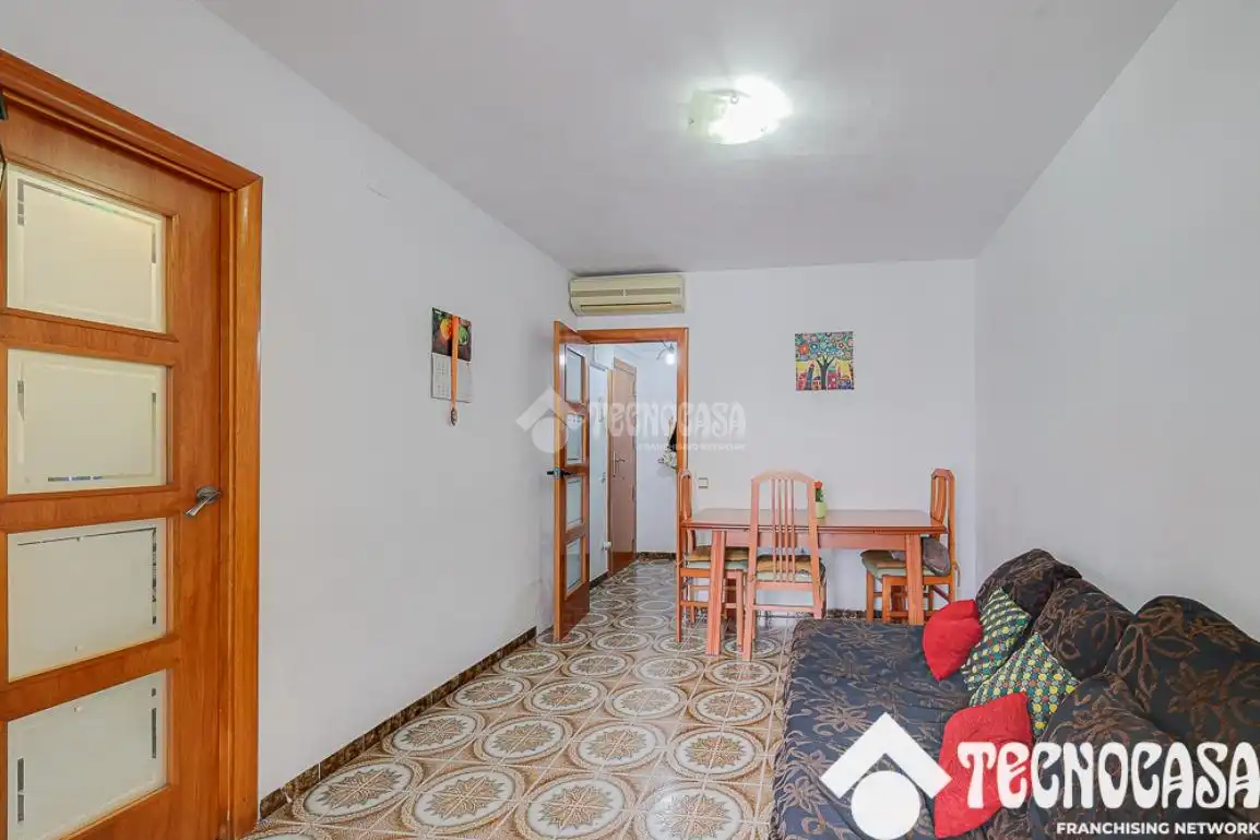 Piso con terraza en venta en Nou Barris, imagen 9