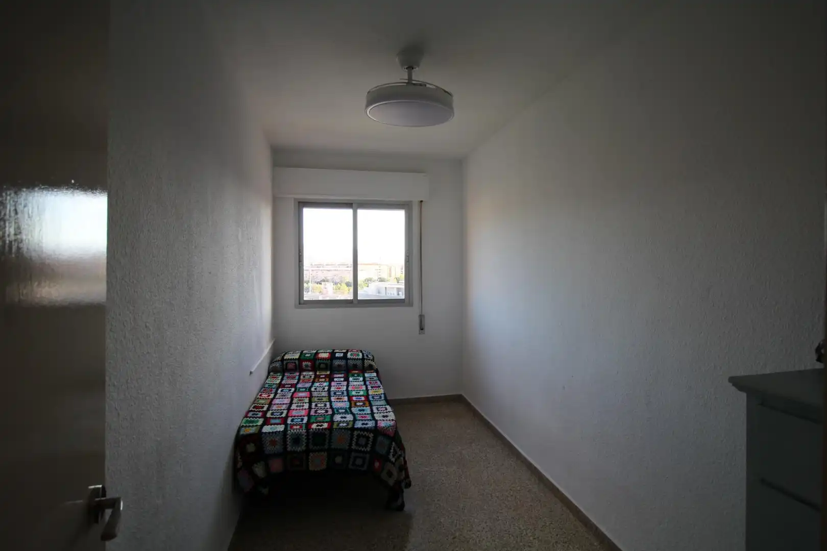 Flat for rent in Calle Palencia, , 11, Barrio de Zaidín