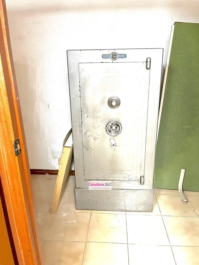 Büro zum Verkauf in Avenida S JORDI 31, imagen 29
