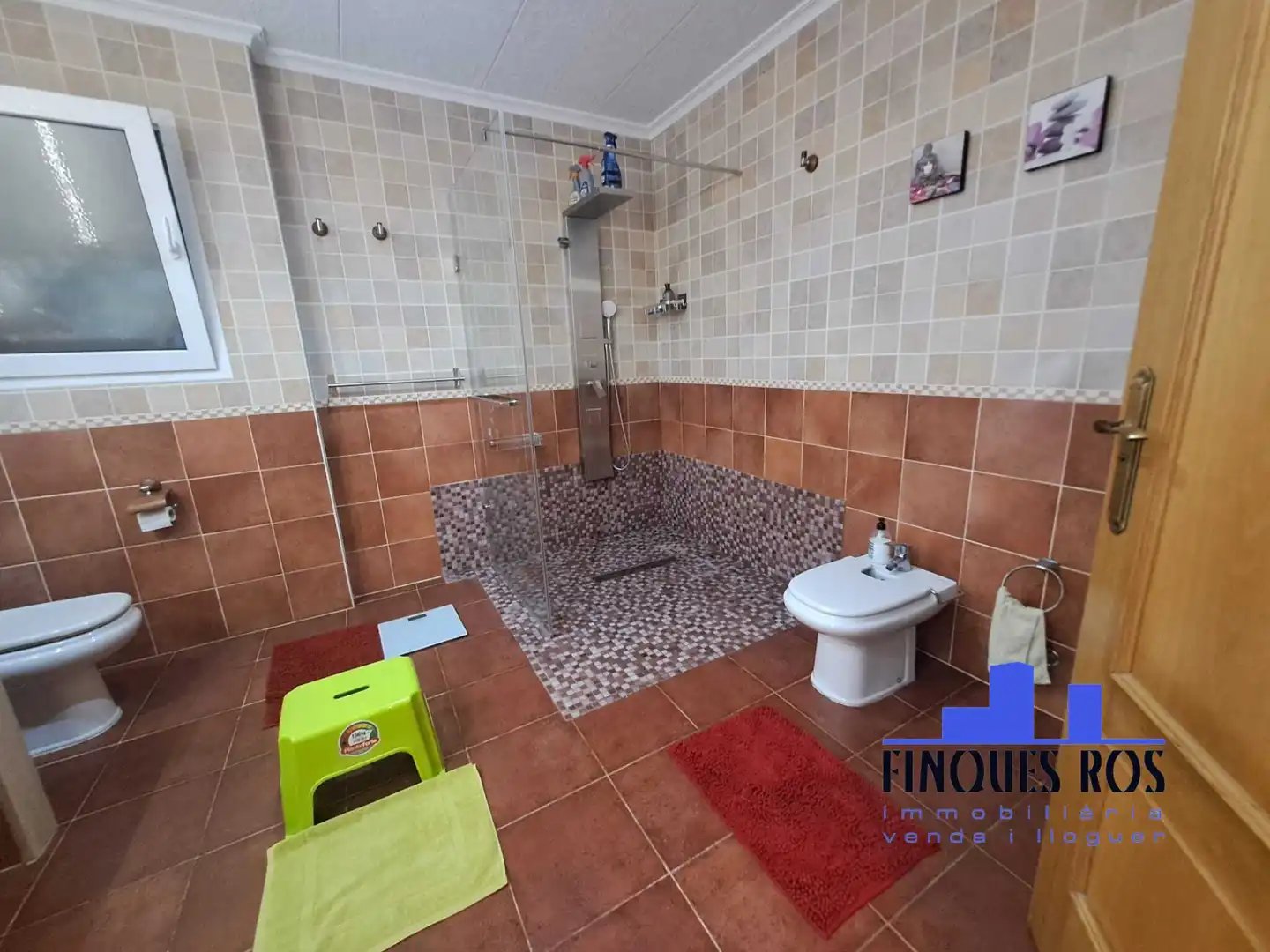 Bany de Casa o xalet en venda en Vinaròs amb Aire condicionat, Jardí privat i Terrassa
